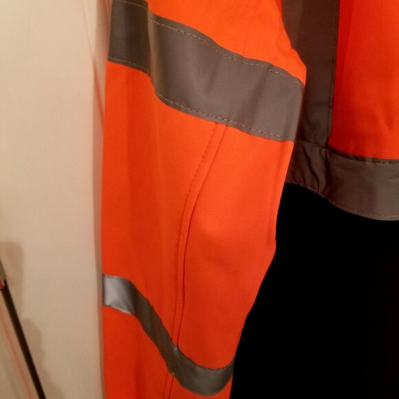 NWT! High Visibility Bass Creek Outfitters Men's Colorblock Soft Shell Jacket - Picture 12 of 12